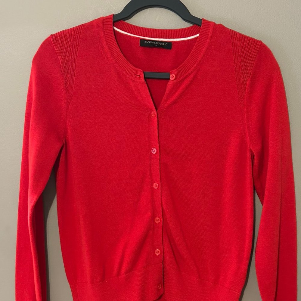 Banana Replubic - Red Cardigan - Essential - Size Small